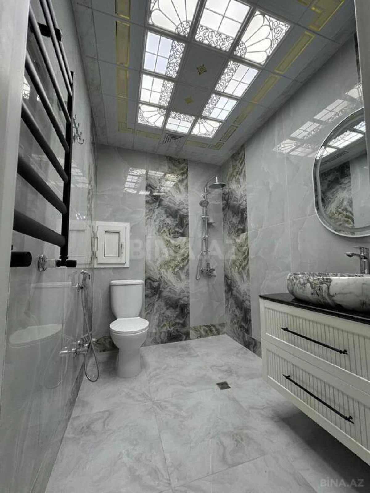 Satılır 2 otaqlı mənzil 55 m²