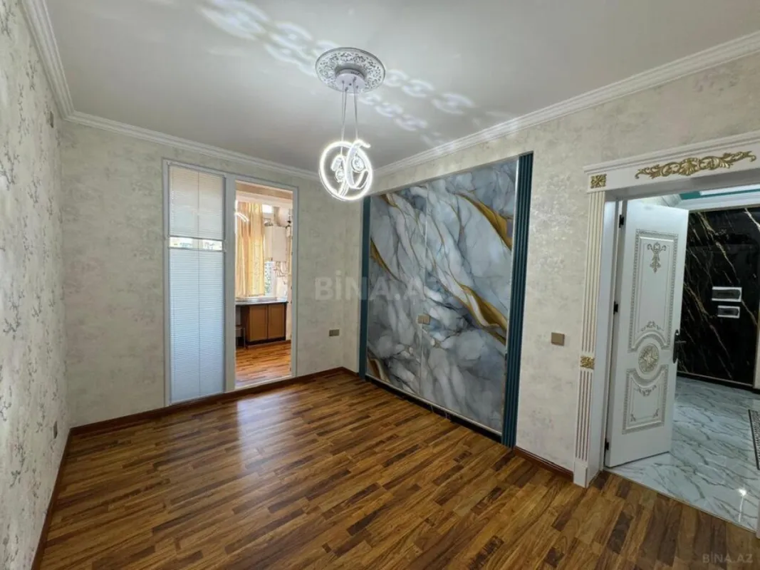 Satılır 2 otaqlı mənzil 55 m²