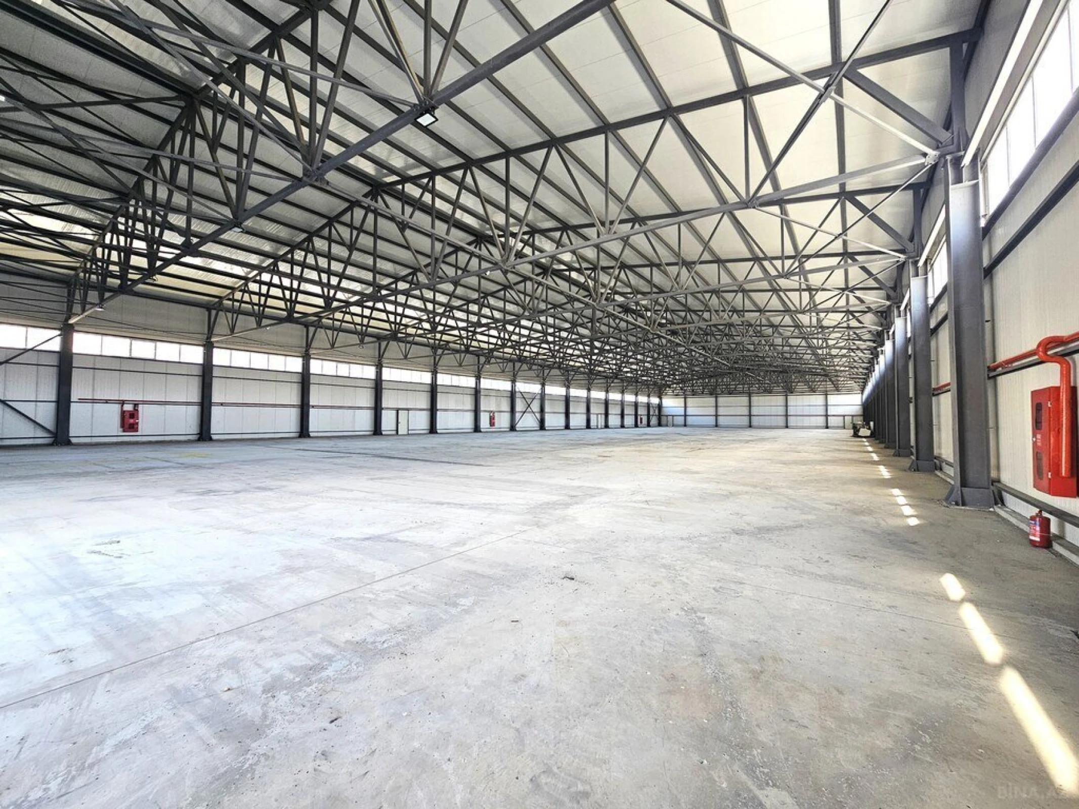 Satılır obyekt 6200 m²