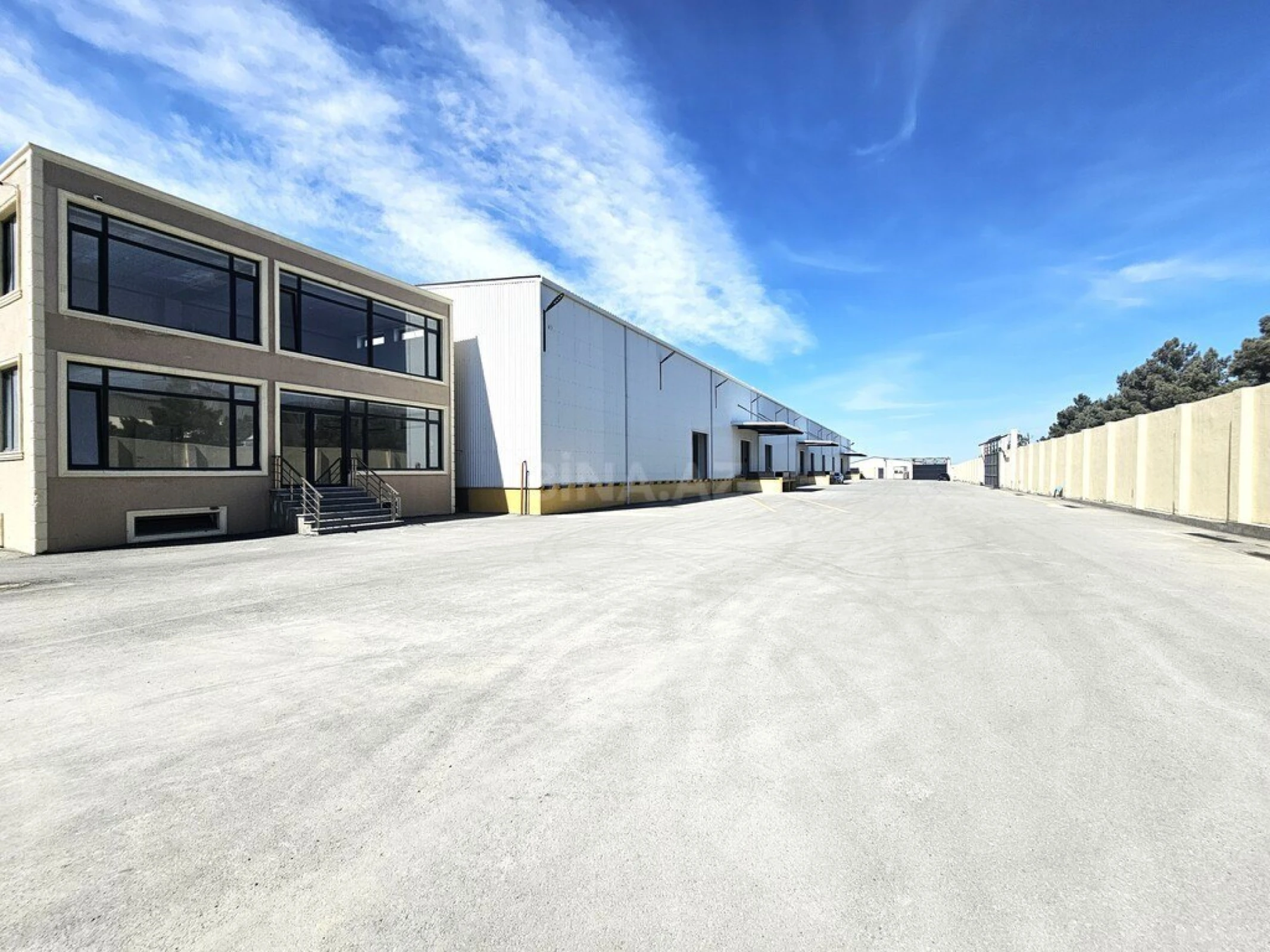 Satılır obyekt 6200 m²