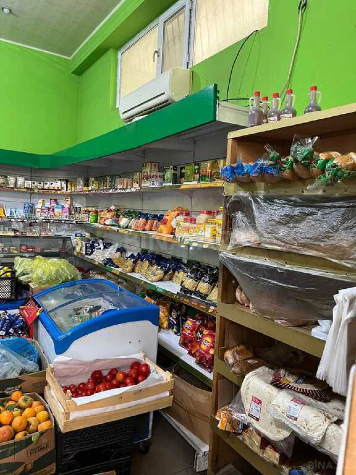 Satılır obyekt 204 m²