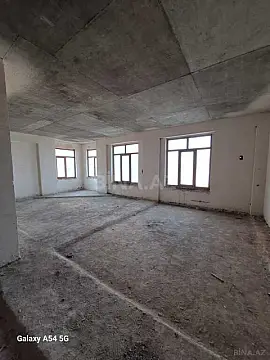 Satılır 4 otaqlı mənzil 200 m²
