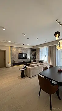 Satılır 2 otaqlı mənzil 98 m²