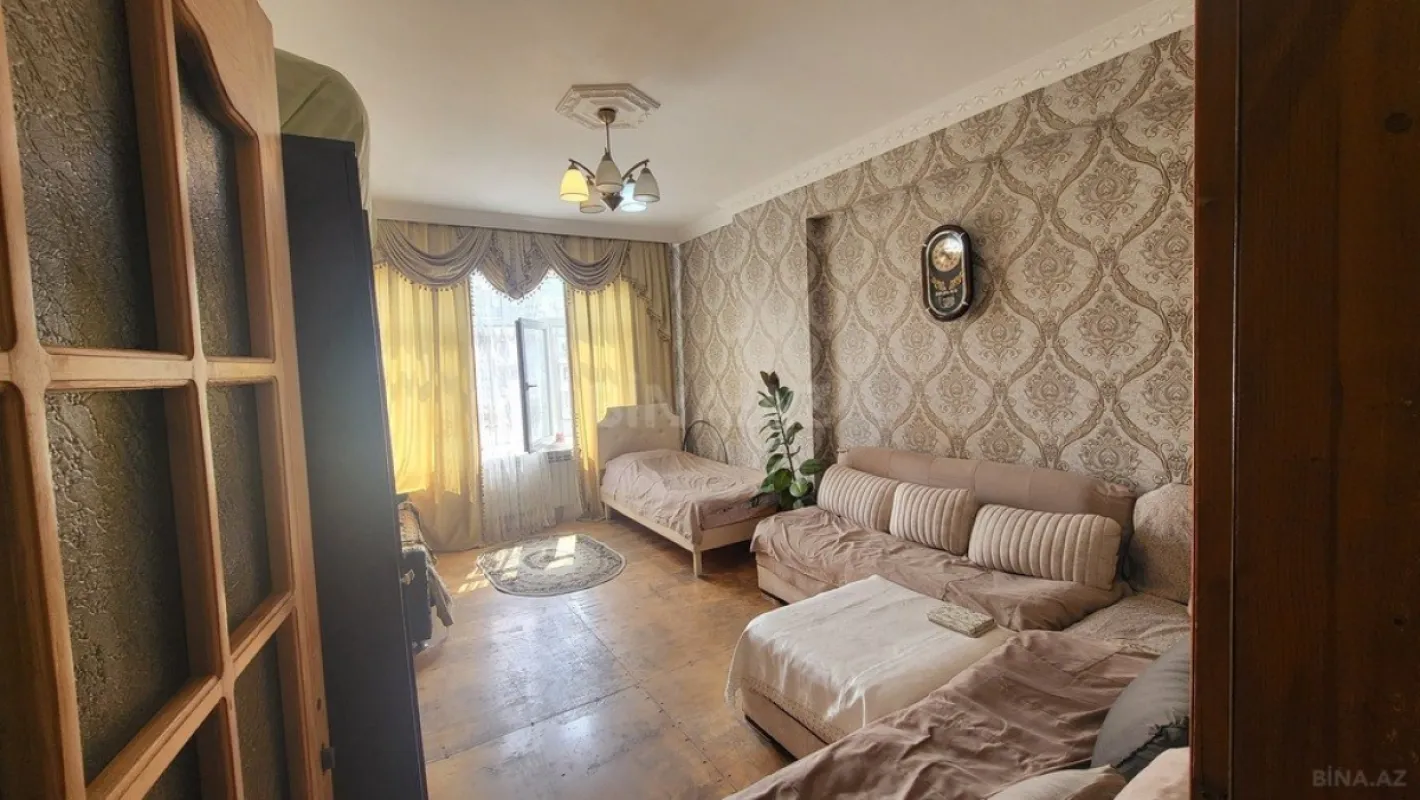 Satılır 2 otaqlı mənzil 50 m²
