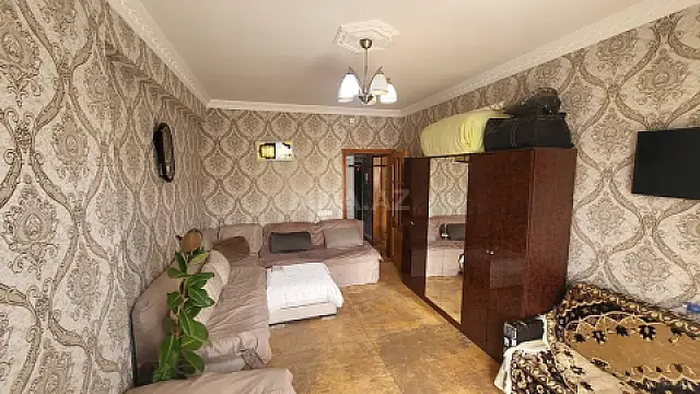 Satılır 2 otaqlı mənzil 50 m²