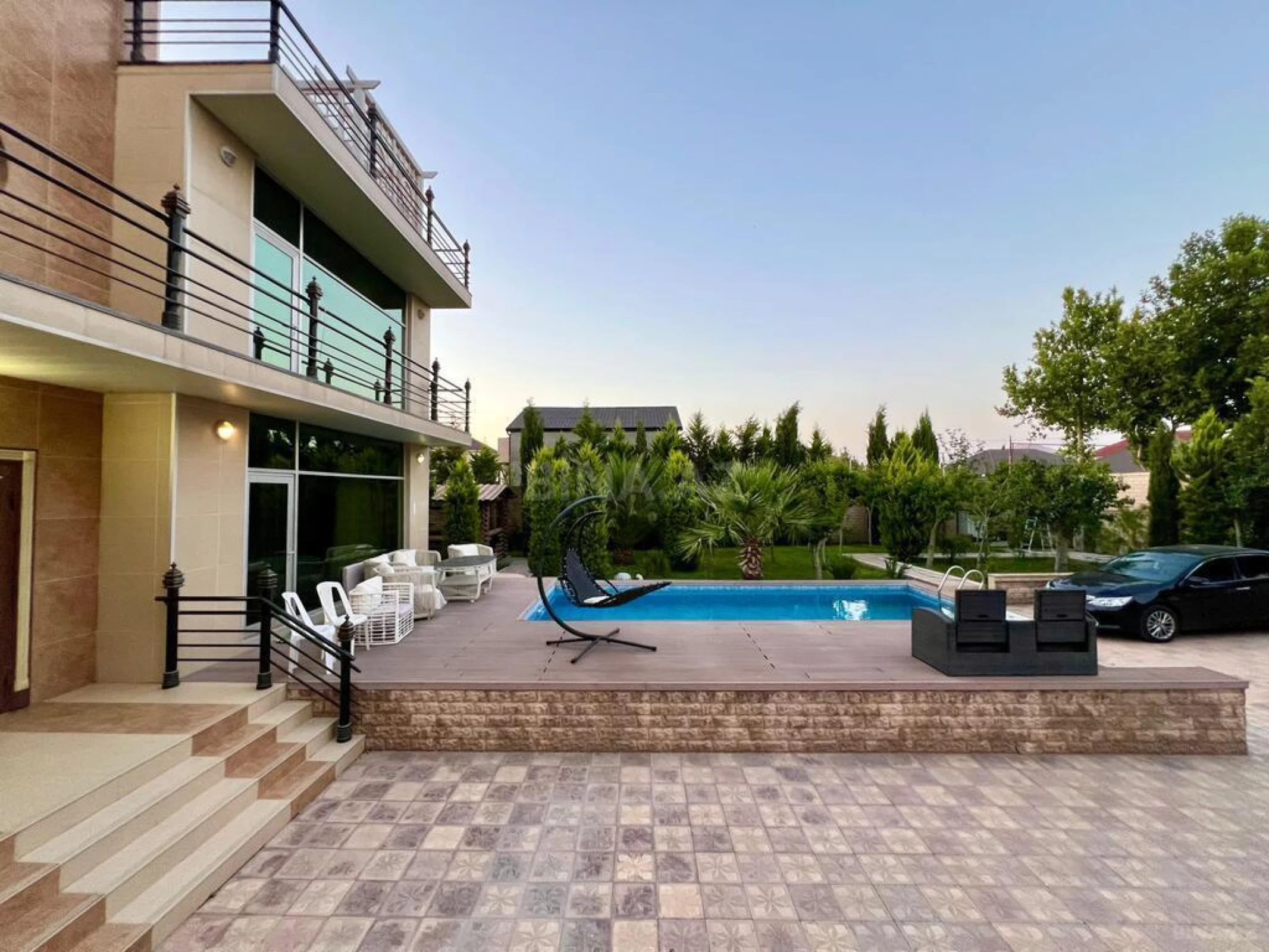 Kirayə verilir 5 otaqlı həyət evi 400 m²