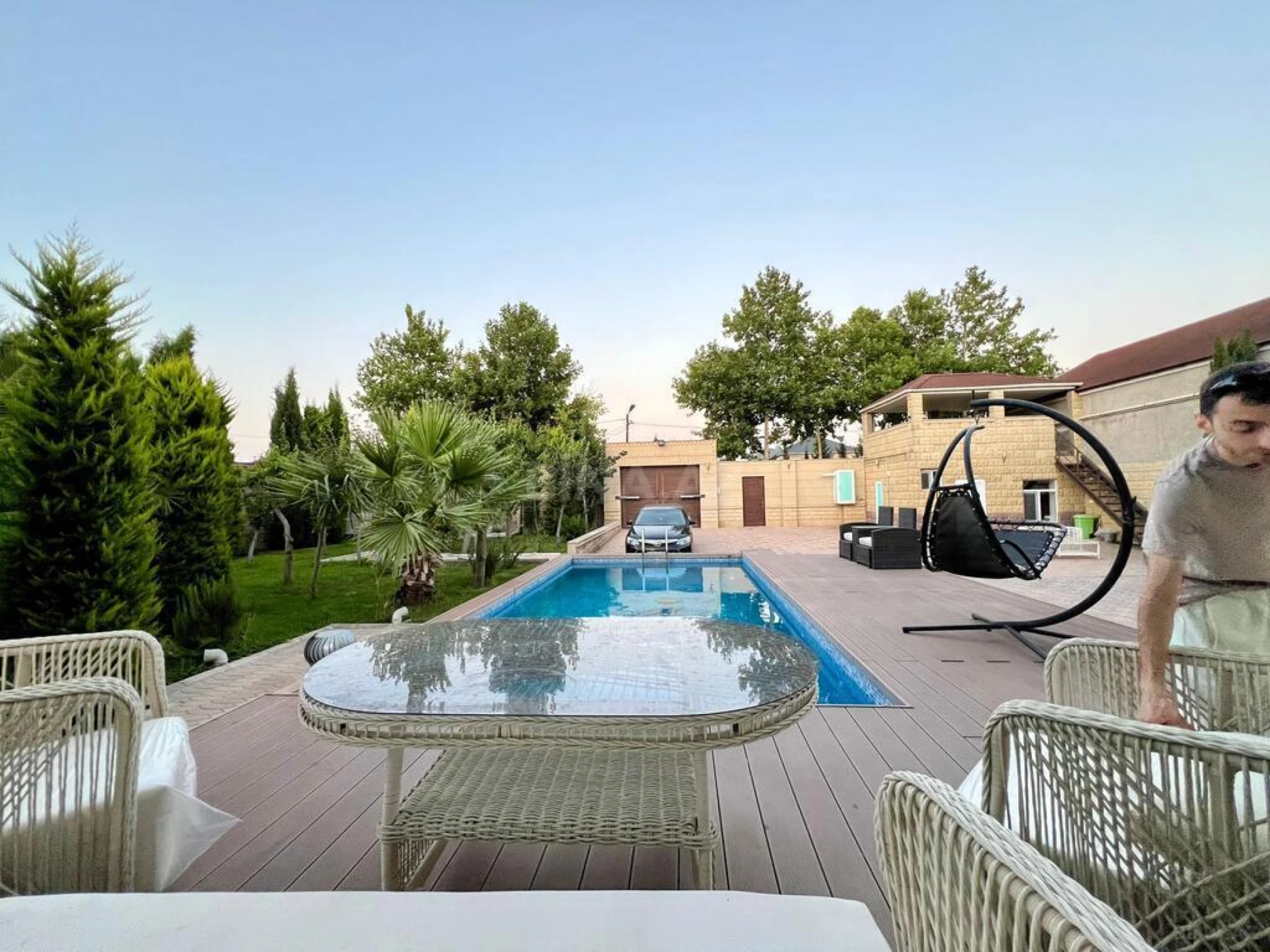 Kirayə verilir 5 otaqlı həyət evi 400 m²