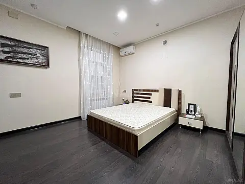 Kirayə verilir 5 otaqlı həyət evi 400 m²