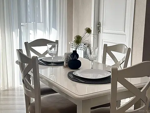 Kirayə verilir 2 otaqlı mənzil 50 m²