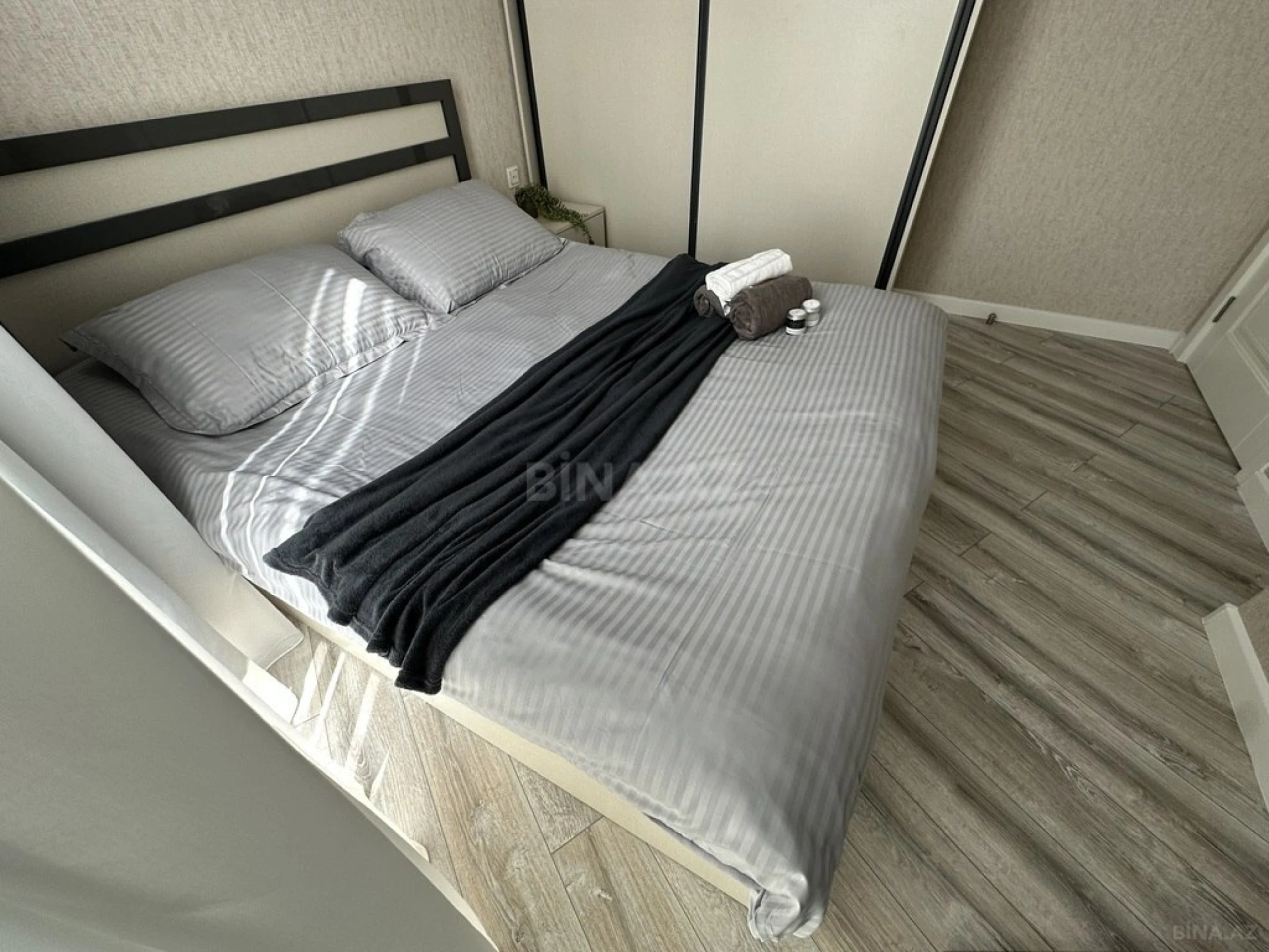 Kirayə verilir 2 otaqlı mənzil 50 m²