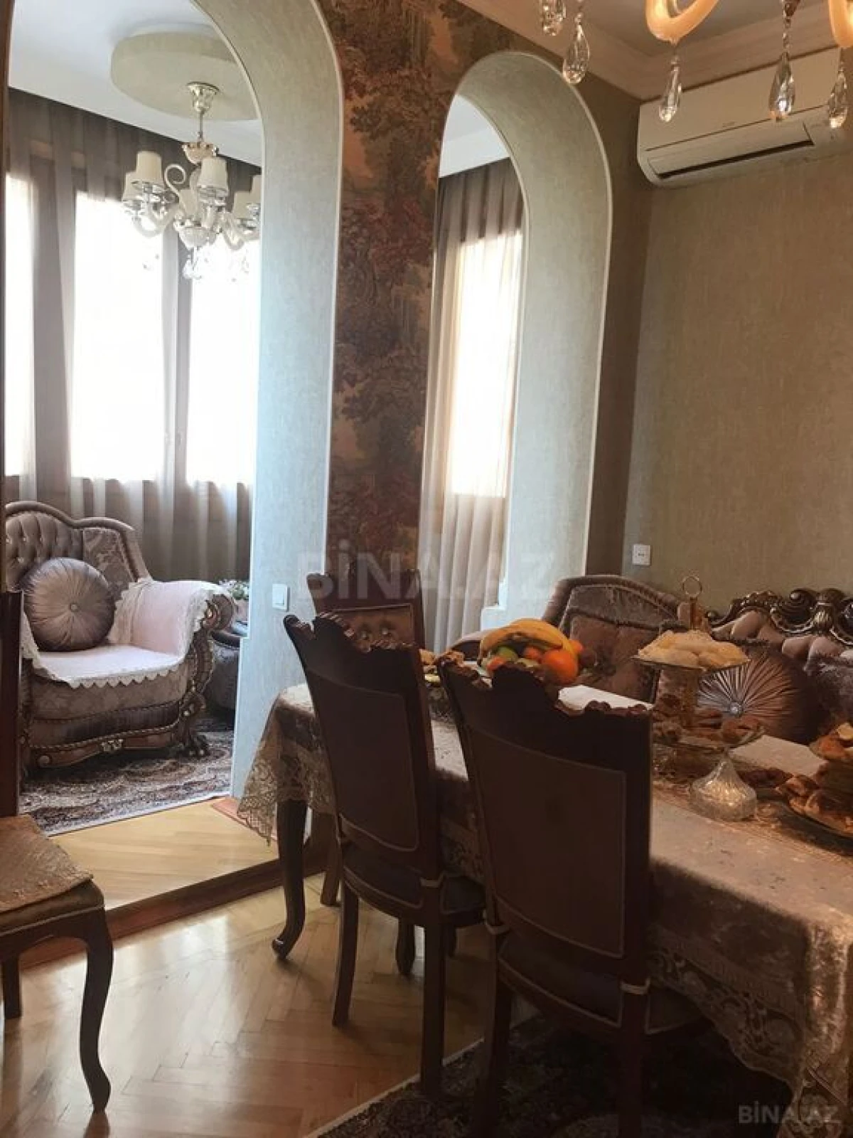 Satılır 4 otaqlı mənzil 102 m²