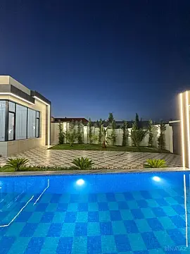 Satılır 5 otaqlı həyət evi 300 m²