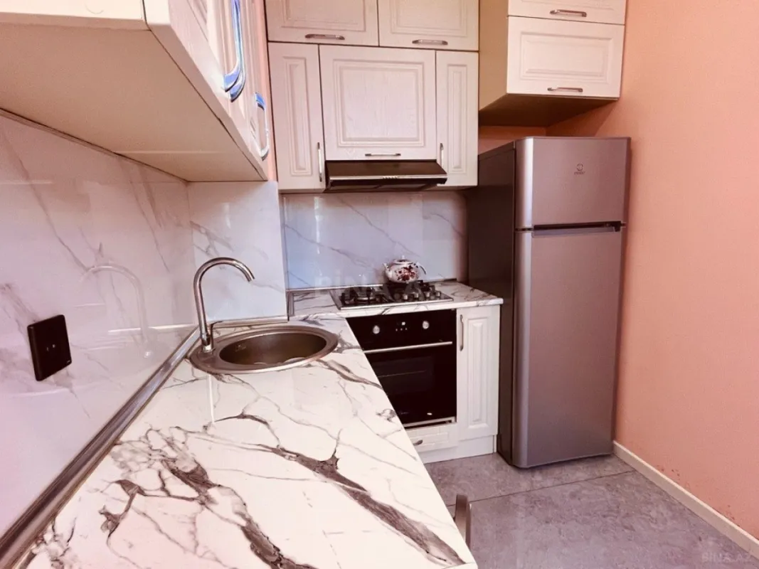 Kirayə verilir 2 otaqlı mənzil 54 m²
