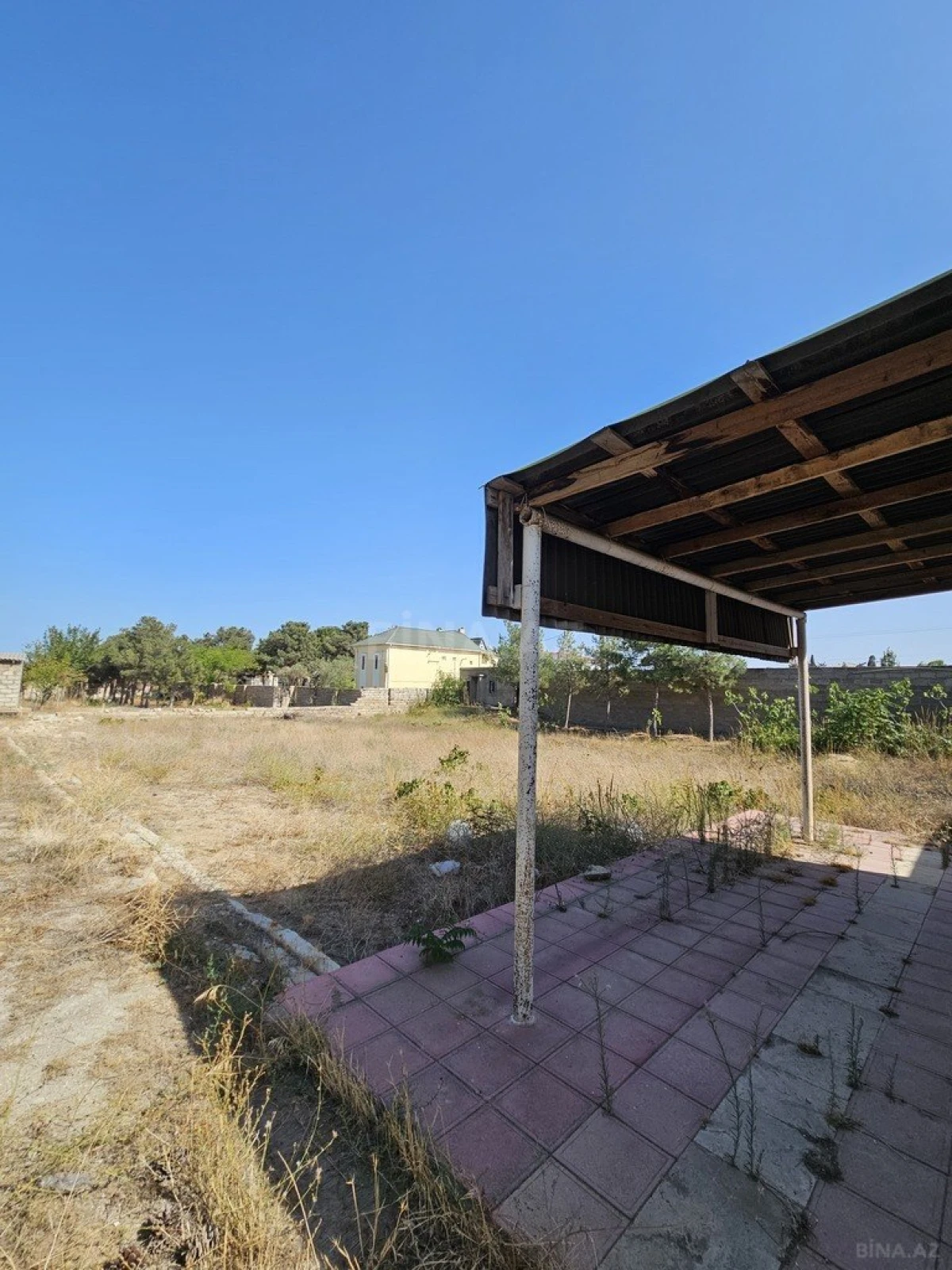 Satılır torpaq sahəsi 12 m²