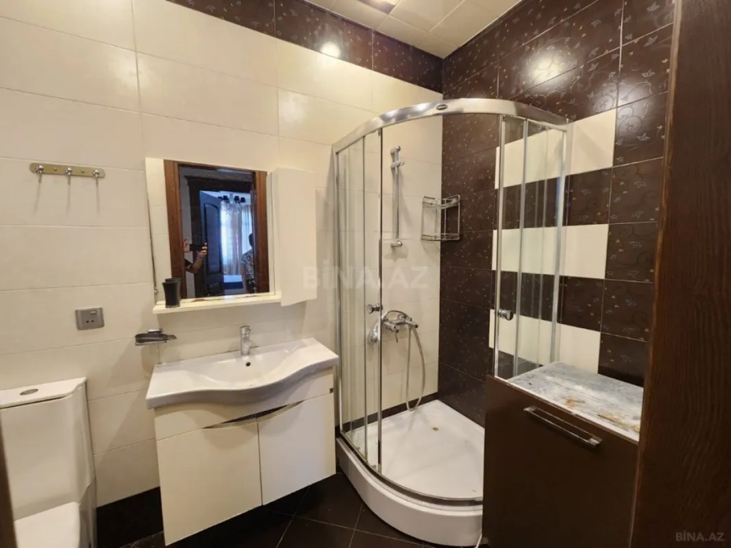 Kirayə verilir 3 otaqlı mənzil 170 m²