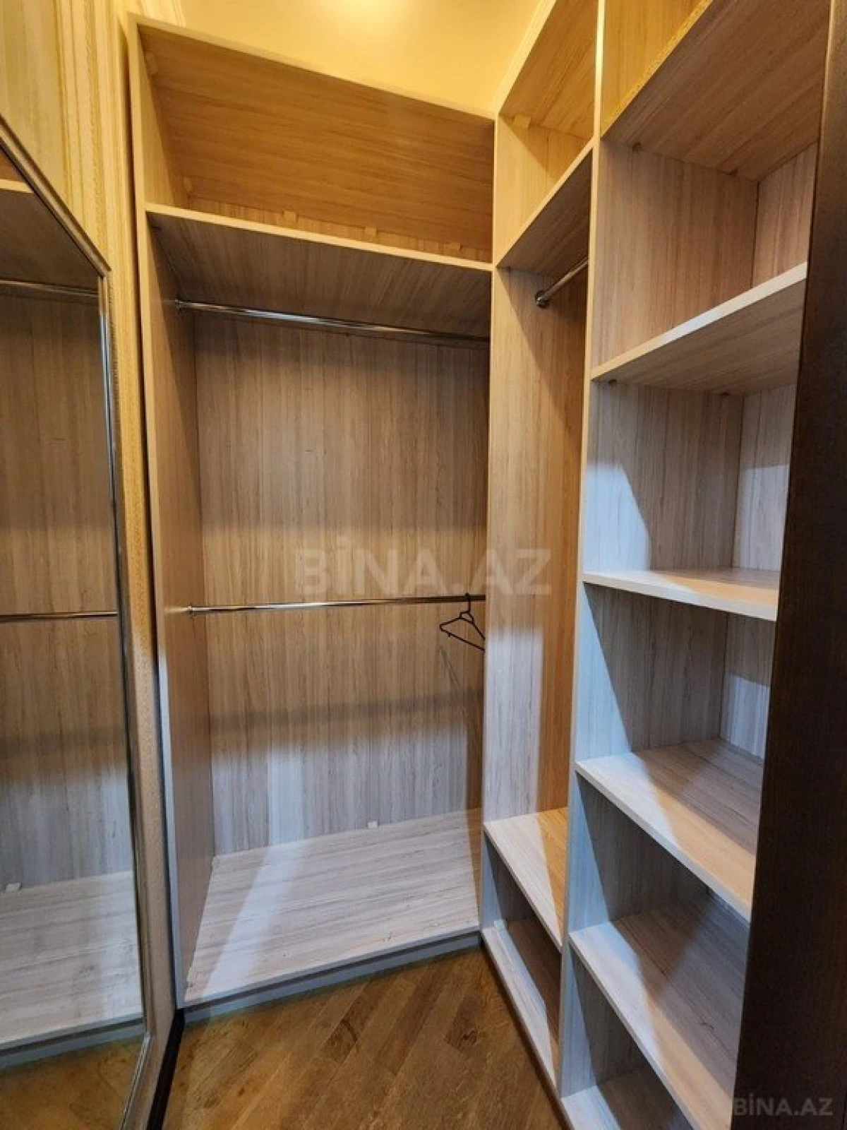 Kirayə verilir 3 otaqlı mənzil 170 m²