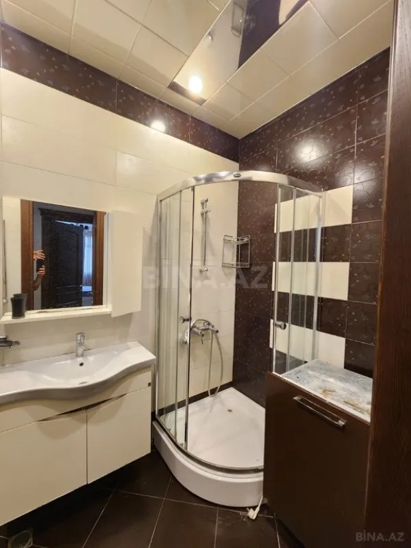 Kirayə verilir 3 otaqlı mənzil 170 m²