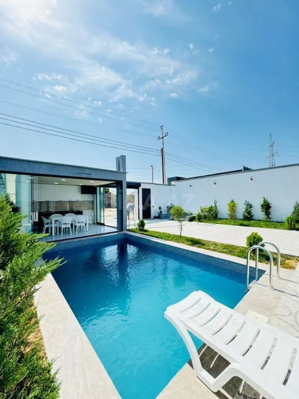 Satılır 4 otaqlı həyət evi 140 m²