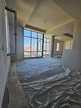 Satılır 6 otaqlı həyət evi 300 m²