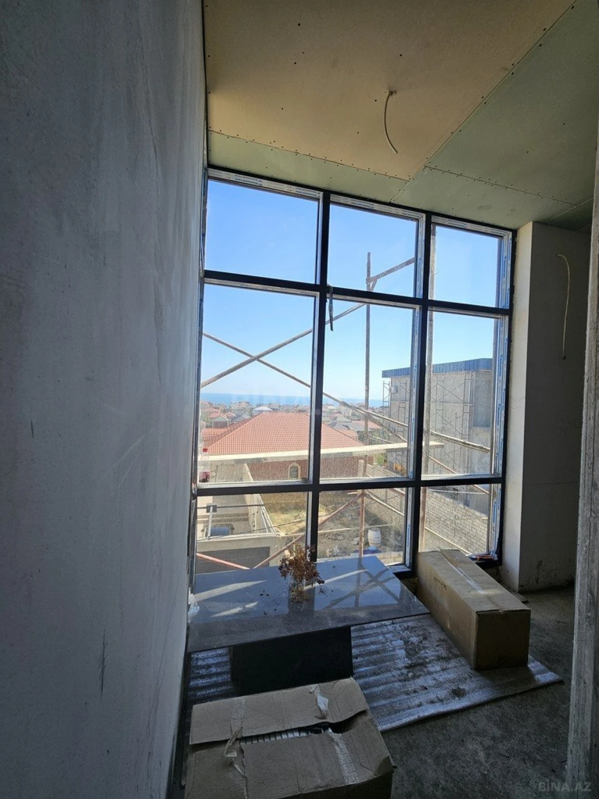 Satılır 6 otaqlı həyət evi 300 m²