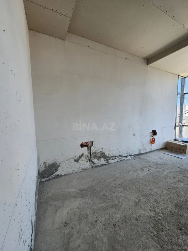 Satılır 6 otaqlı həyət evi 300 m²
