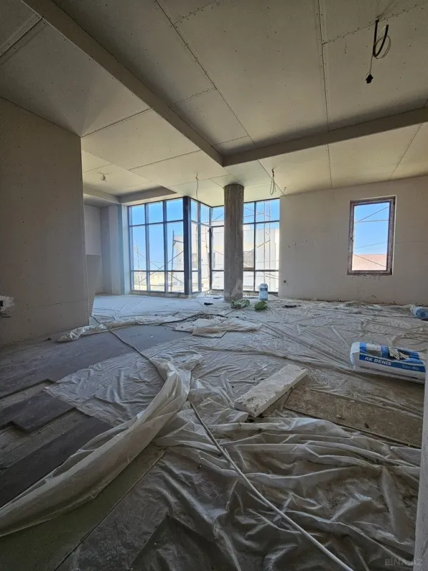 Satılır 6 otaqlı həyət evi 300 m²