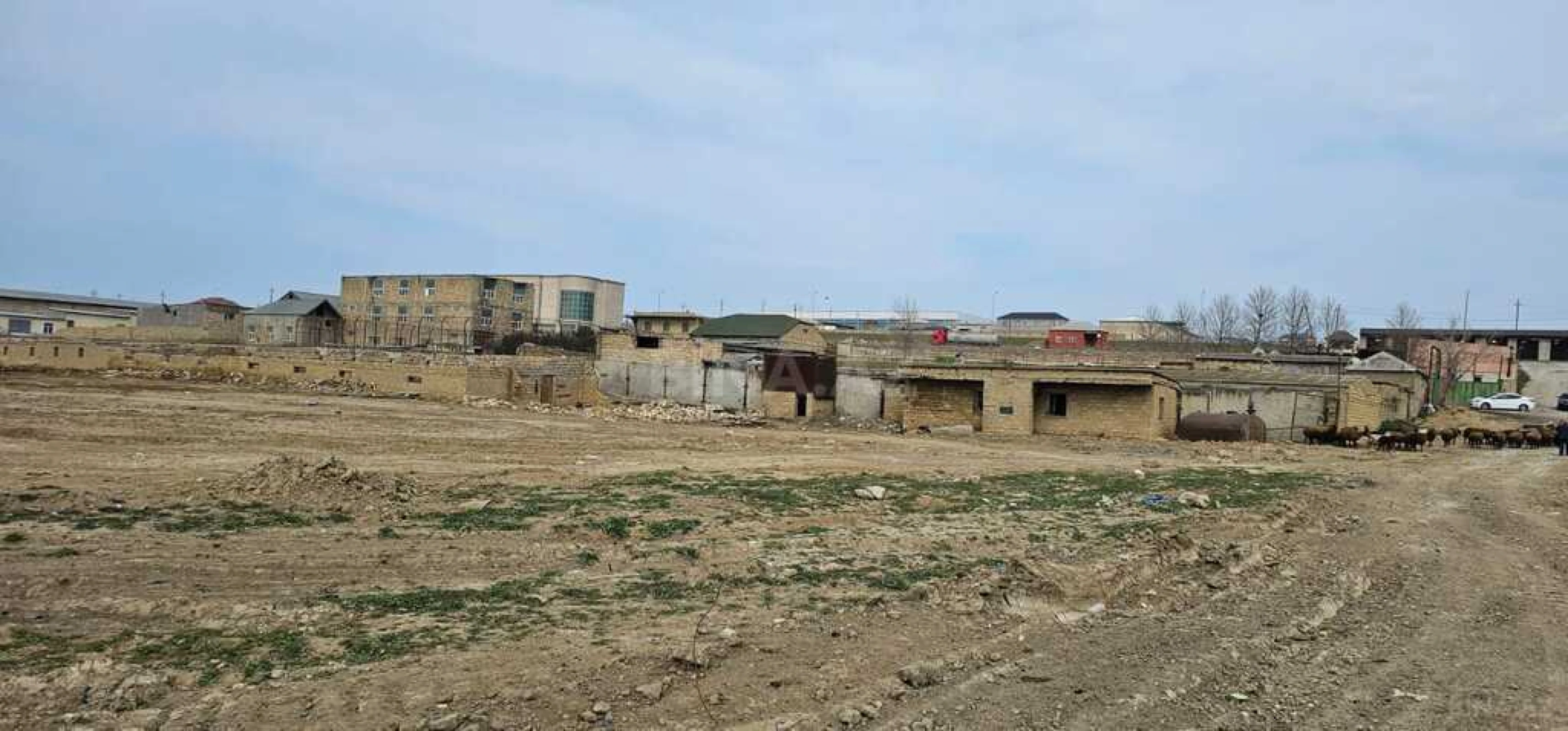 Satılır torpaq sahəsi 1100 m²