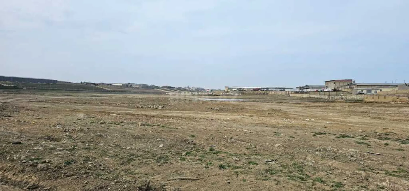 Satılır torpaq sahəsi 1100 m²