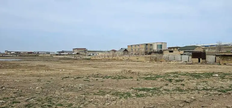 Satılır torpaq sahəsi 1100 m²