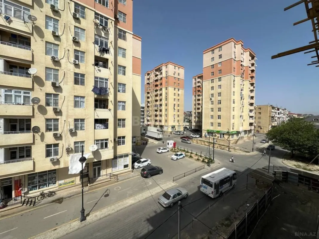 Satılır 2 otaqlı mənzil 73.8 m²