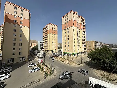 Satılır 2 otaqlı mənzil 73.8 m²