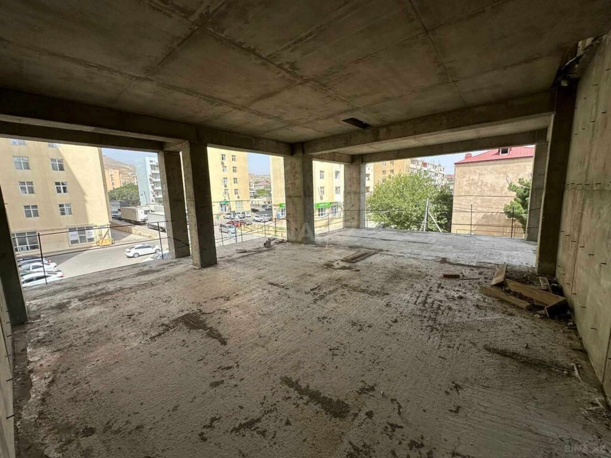 Satılır 2 otaqlı mənzil 73.8 m²