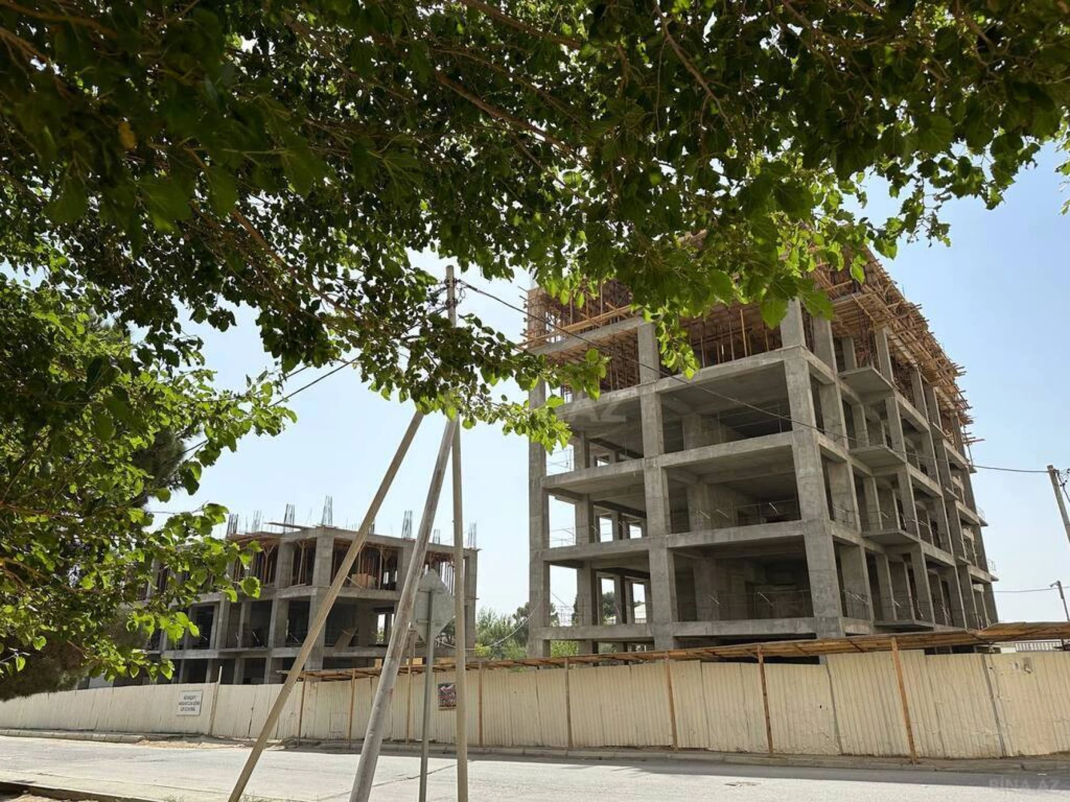 Satılır 2 otaqlı mənzil 73.8 m²