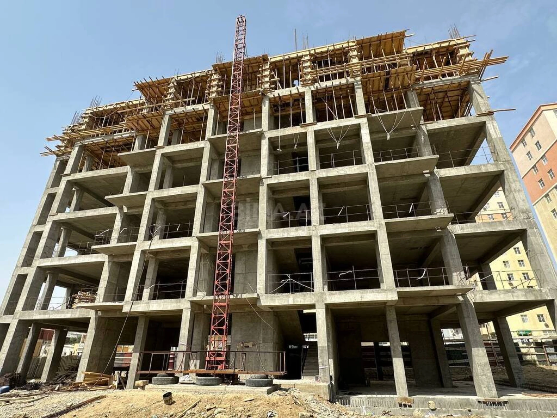 Satılır 2 otaqlı mənzil 73.8 m²