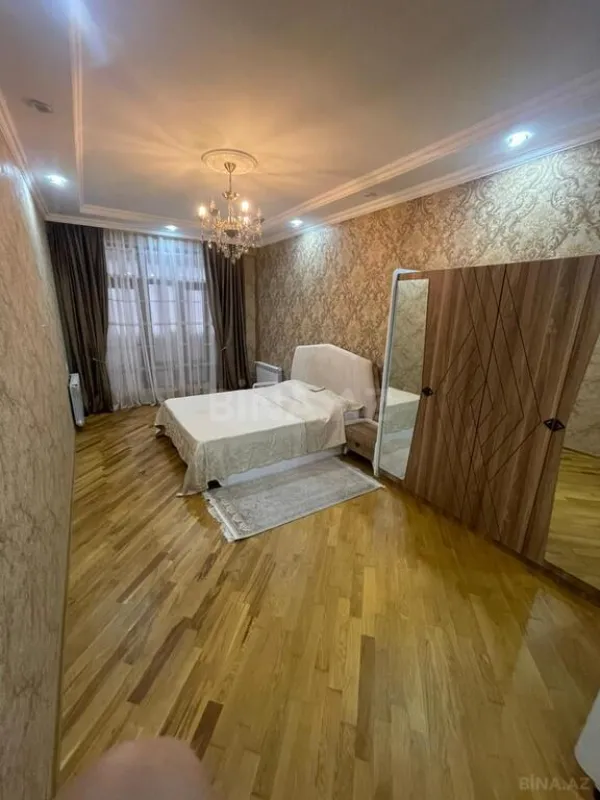 Kirayə verilir 3 otaqlı mənzil 112 m²