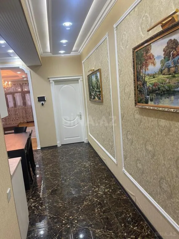 Kirayə verilir 3 otaqlı mənzil 112 m²