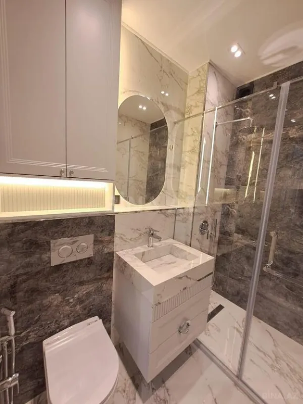 Satılır 3 otaqlı mənzil 155 m²