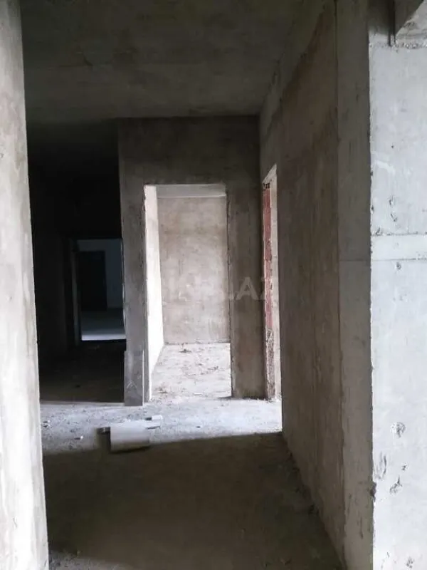 Satılır 3 otaqlı mənzil 120 m²