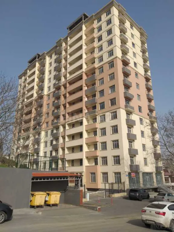 Satılır 3 otaqlı mənzil 120 m²