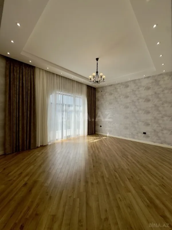 Satılır 6 otaqlı həyət evi 440 m²