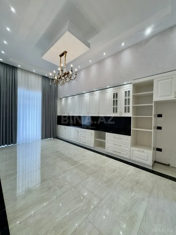 Satılır 6 otaqlı həyət evi 440 m²