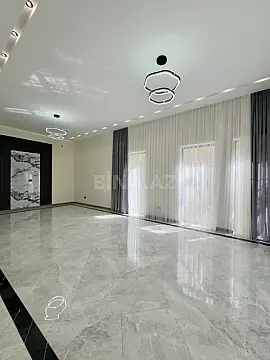Satılır 6 otaqlı həyət evi 450 m²