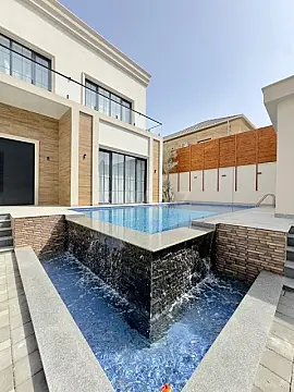 Satılır 6 otaqlı həyət evi 450 m²