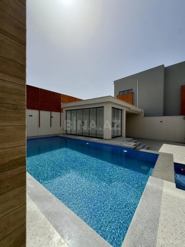 Satılır 6 otaqlı həyət evi 450 m²