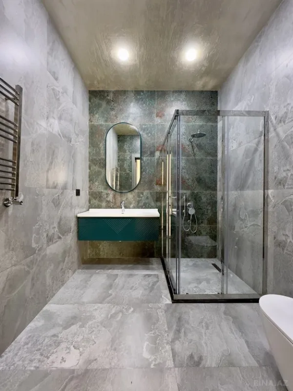 Satılır 6 otaqlı həyət evi 450 m²