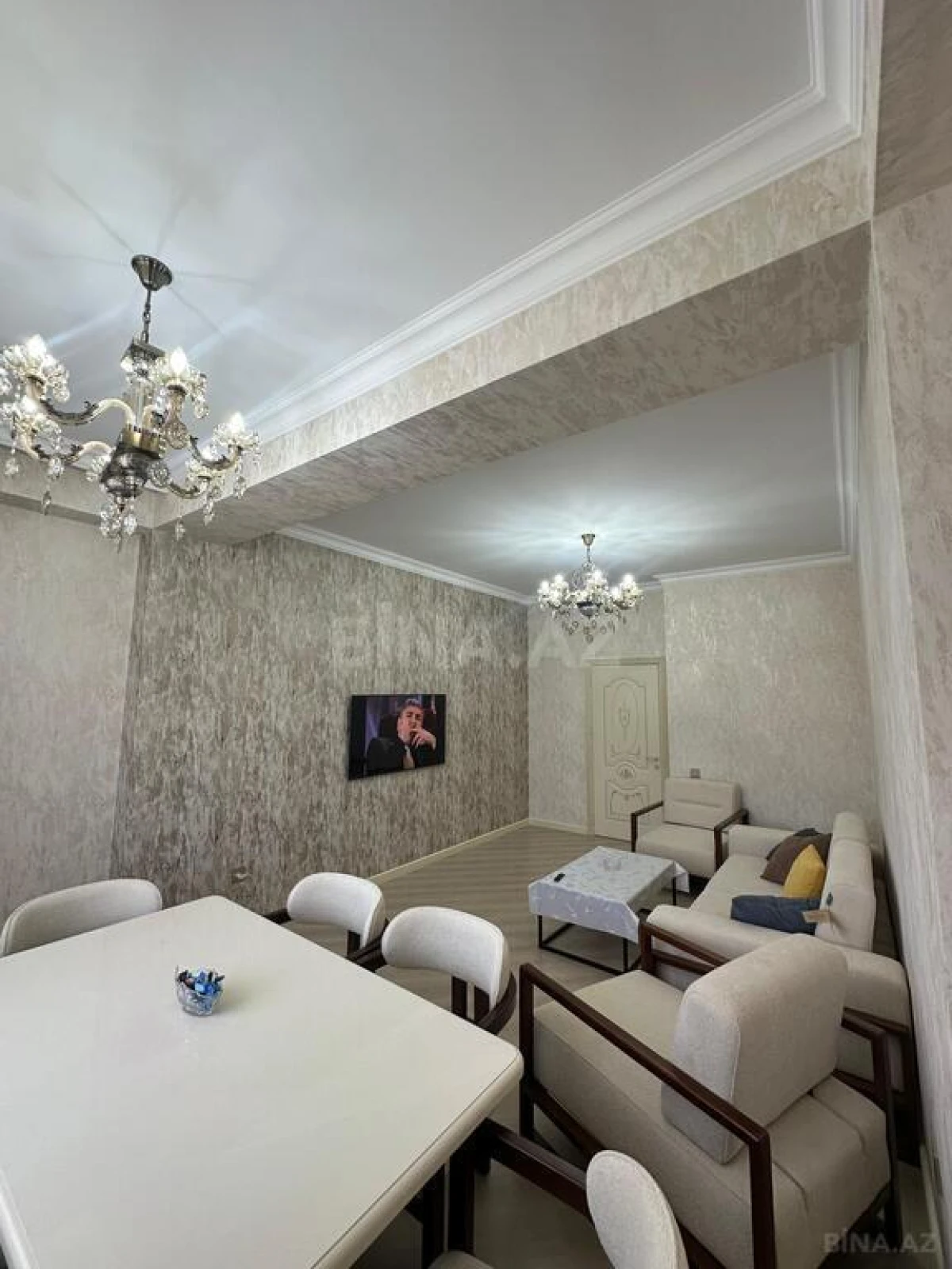Satılır 2 otaqlı mənzil 65 m²