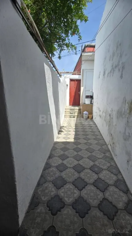 Satılır 4 otaqlı həyət evi 100 m²