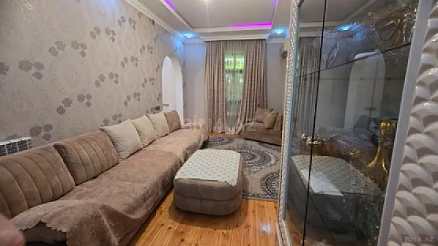 Satılır 4 otaqlı həyət evi 100 m²