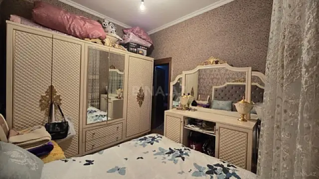 Satılır 4 otaqlı həyət evi 100 m²