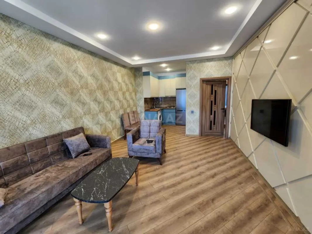 Kirayə verilir 2 otaqlı mənzil 65 m²